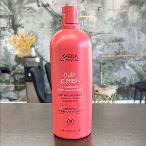 AVEDA Nutriplenish Conditioner - Coral
Deep